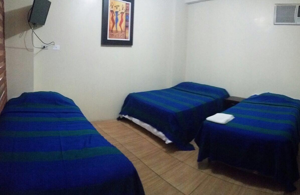 Hostal Las Velas Hotel Manta Exterior foto