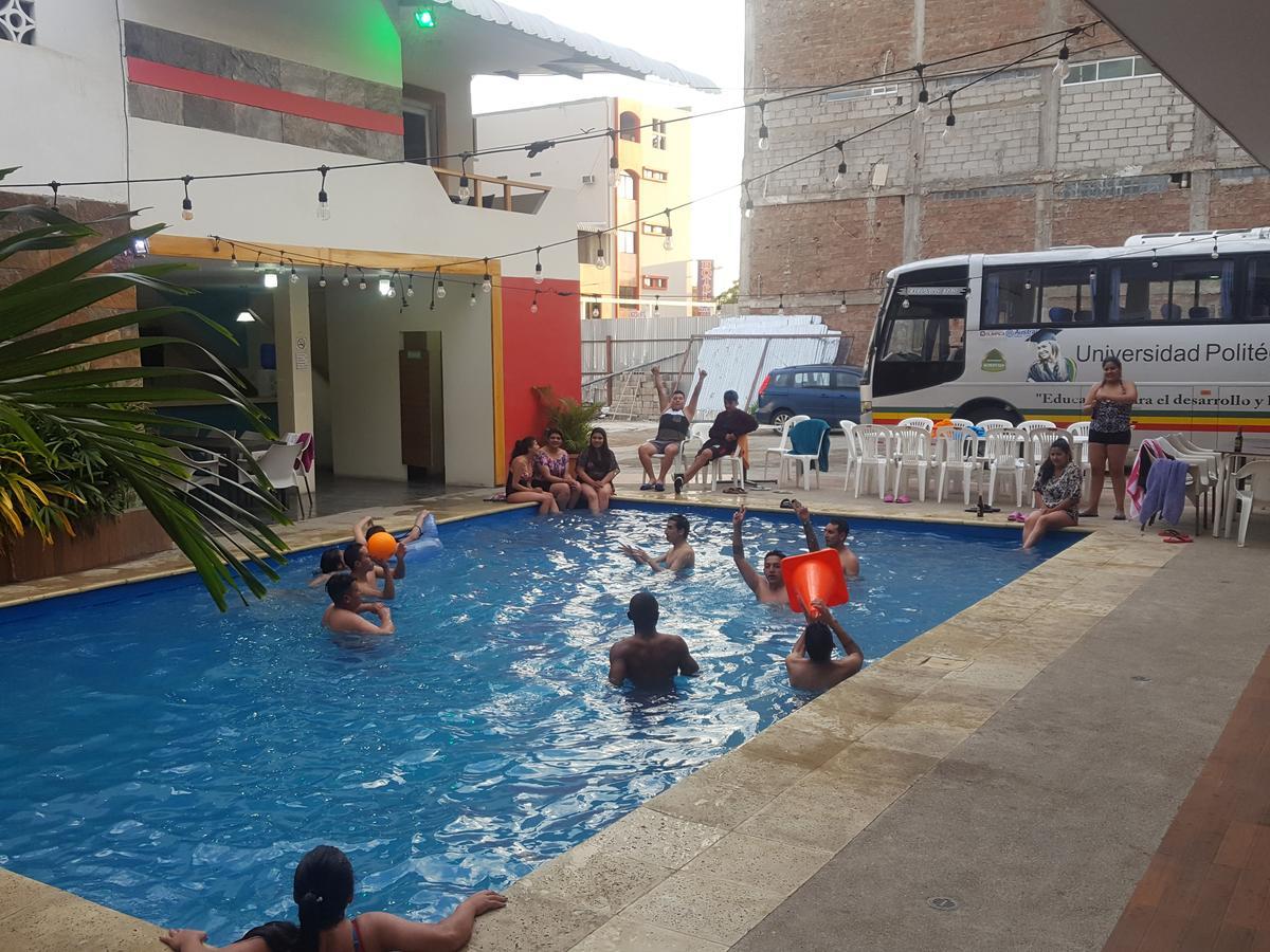 Hostal Las Velas Hotel Manta Exterior foto