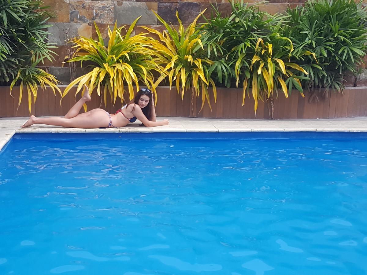 Hostal Las Velas Hotel Manta Exterior foto