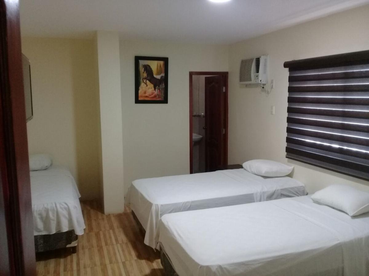 Hostal Las Velas Hotel Manta Exterior foto