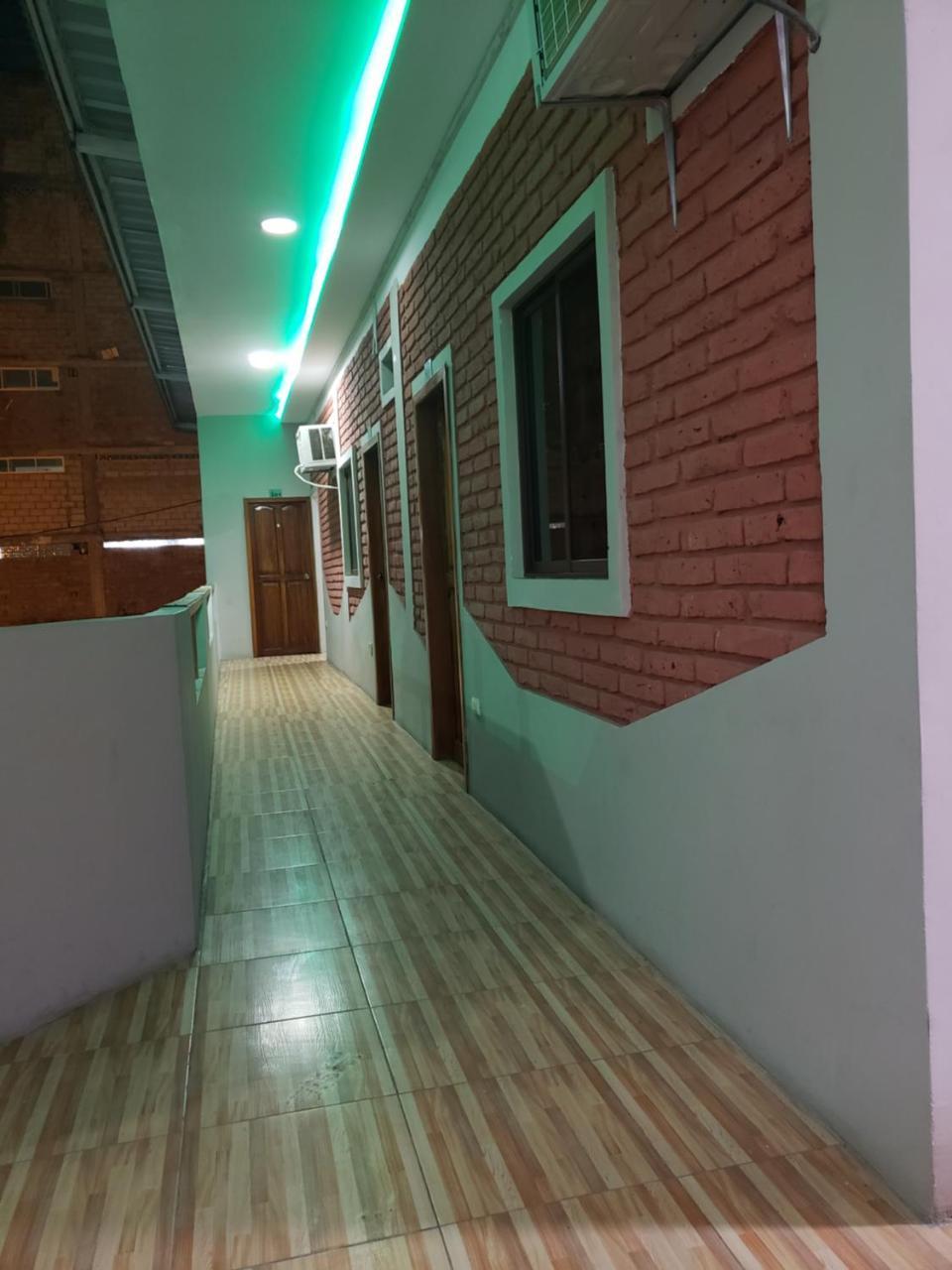 Hostal Las Velas Hotel Manta Exterior foto